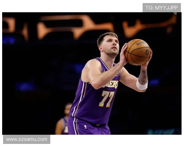 东契奇湖人首秀30场狂砍881分创队史新高超越天勾与老詹